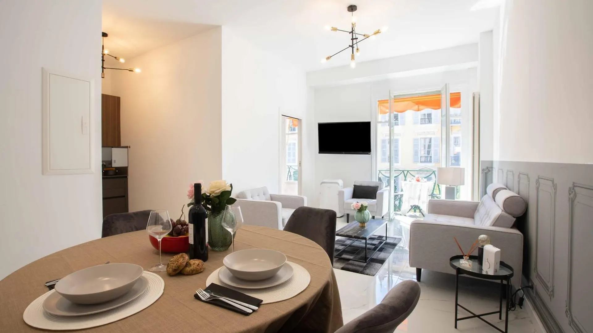 Le Magenta - Happy Rentals Nice France